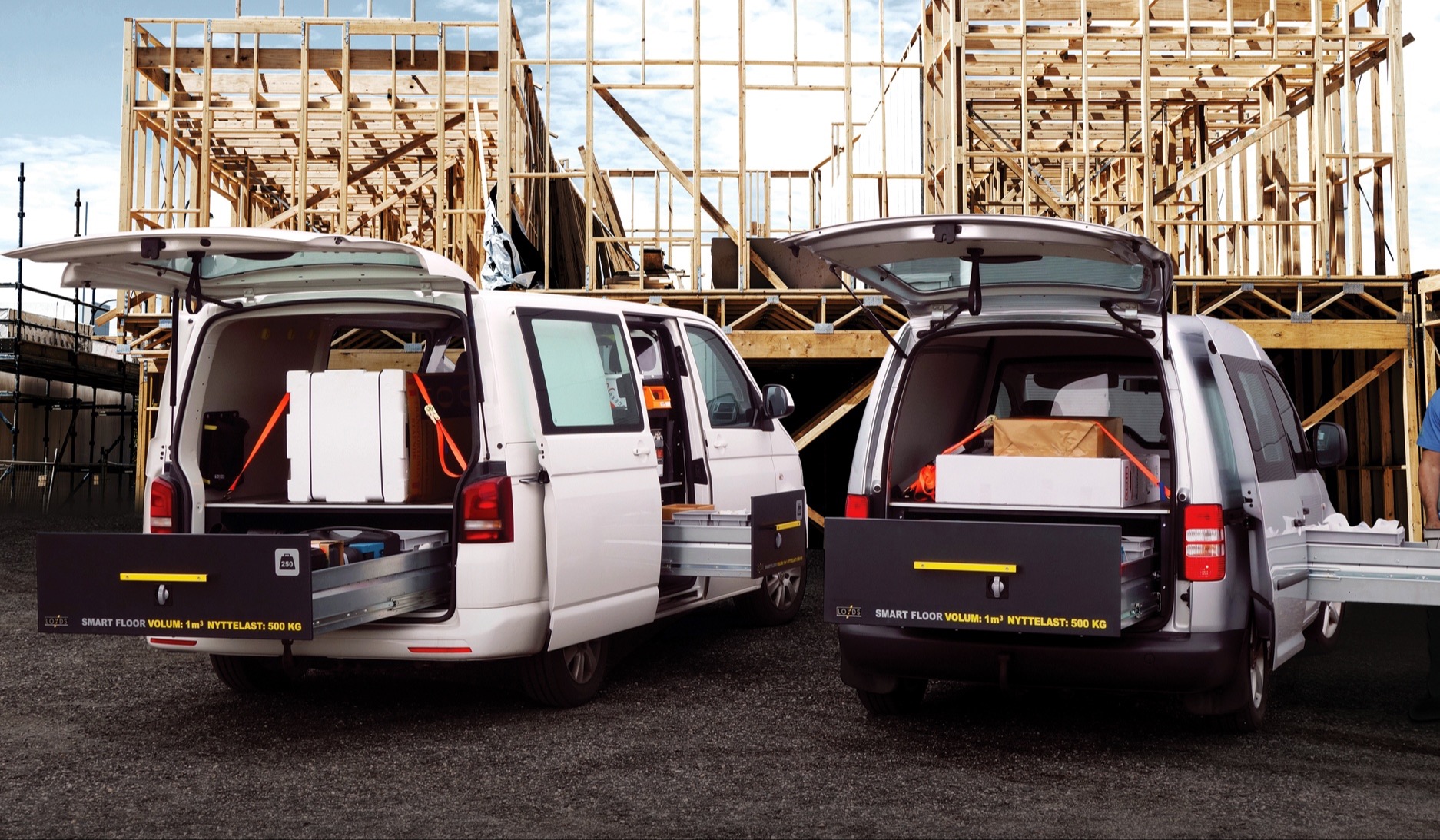 smartfloor-dubbelgolv-till-volkswagen-caddy-loyds-industri-as